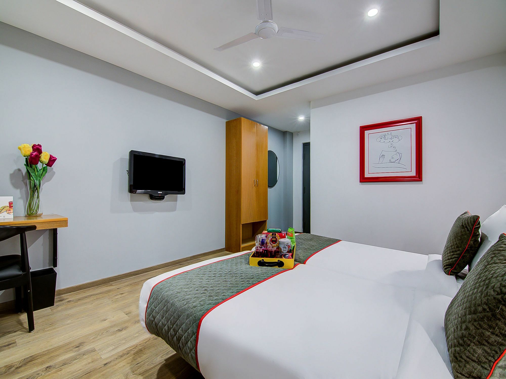 Oyo Townhouse 034 -Halcyon Hitech City Road Χιντεραμπάντ Εξωτερικό φωτογραφία