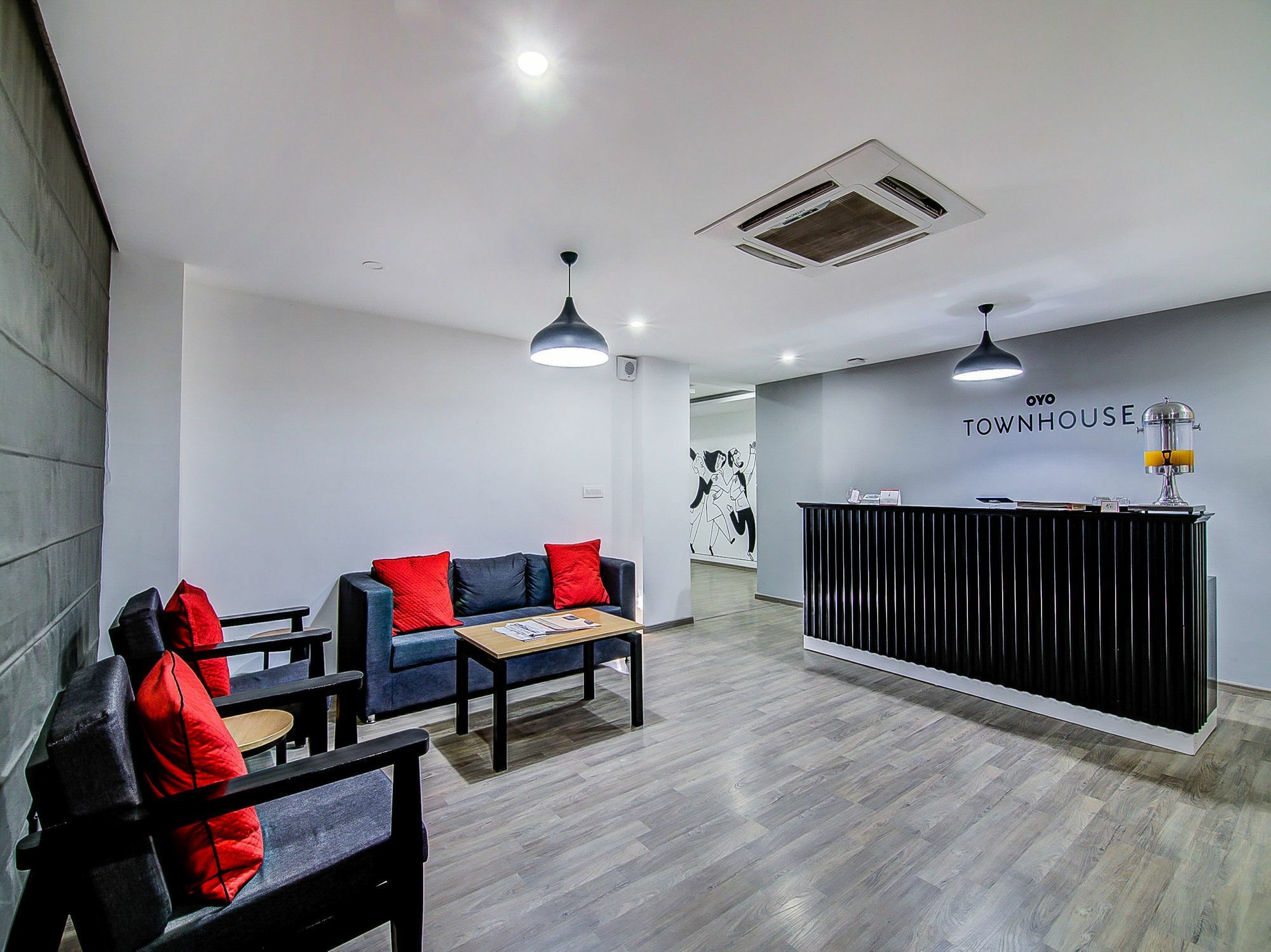 Oyo Townhouse 034 -Halcyon Hitech City Road Χιντεραμπάντ Εξωτερικό φωτογραφία