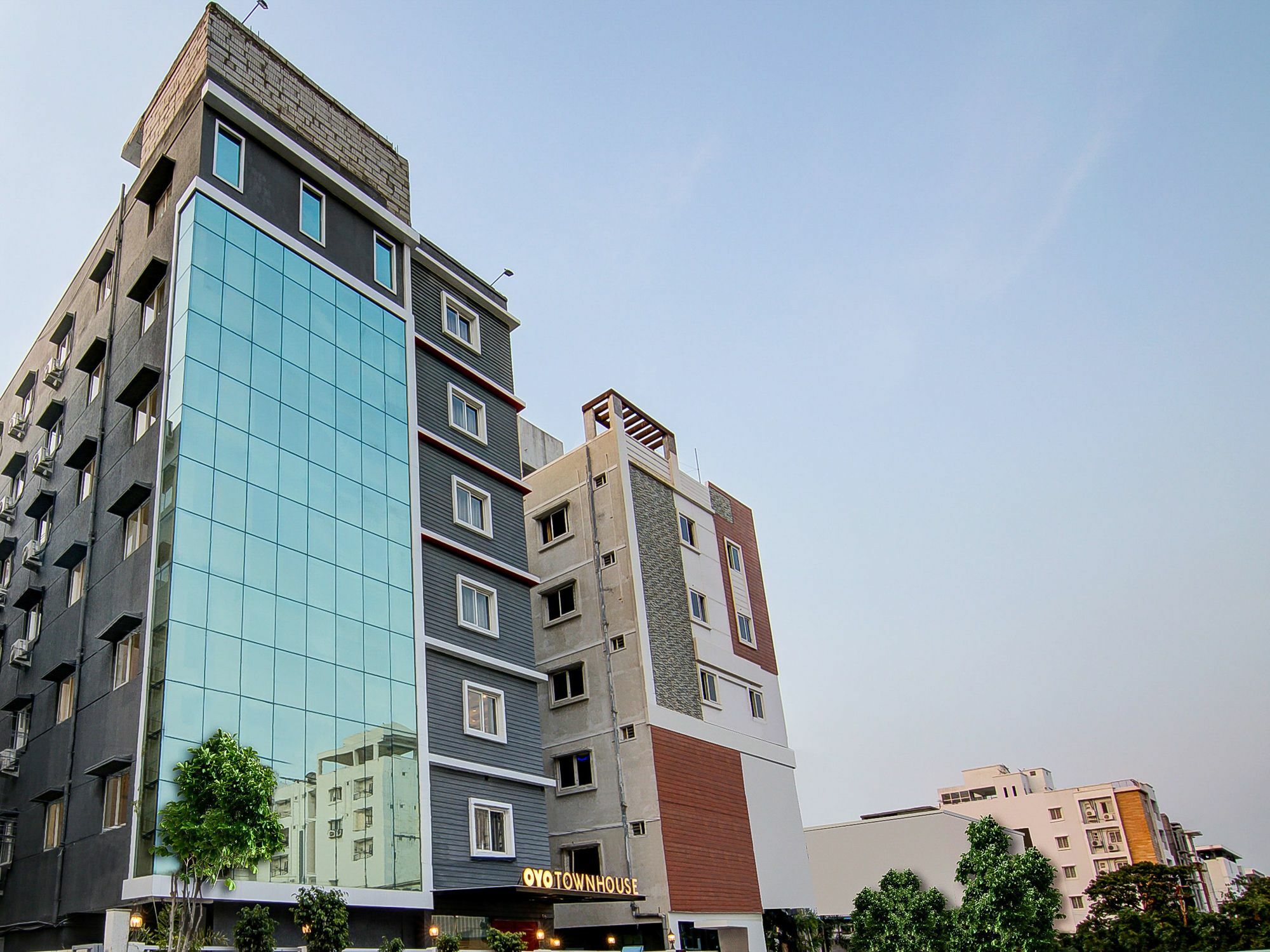 Oyo Townhouse 034 -Halcyon Hitech City Road Χιντεραμπάντ Εξωτερικό φωτογραφία